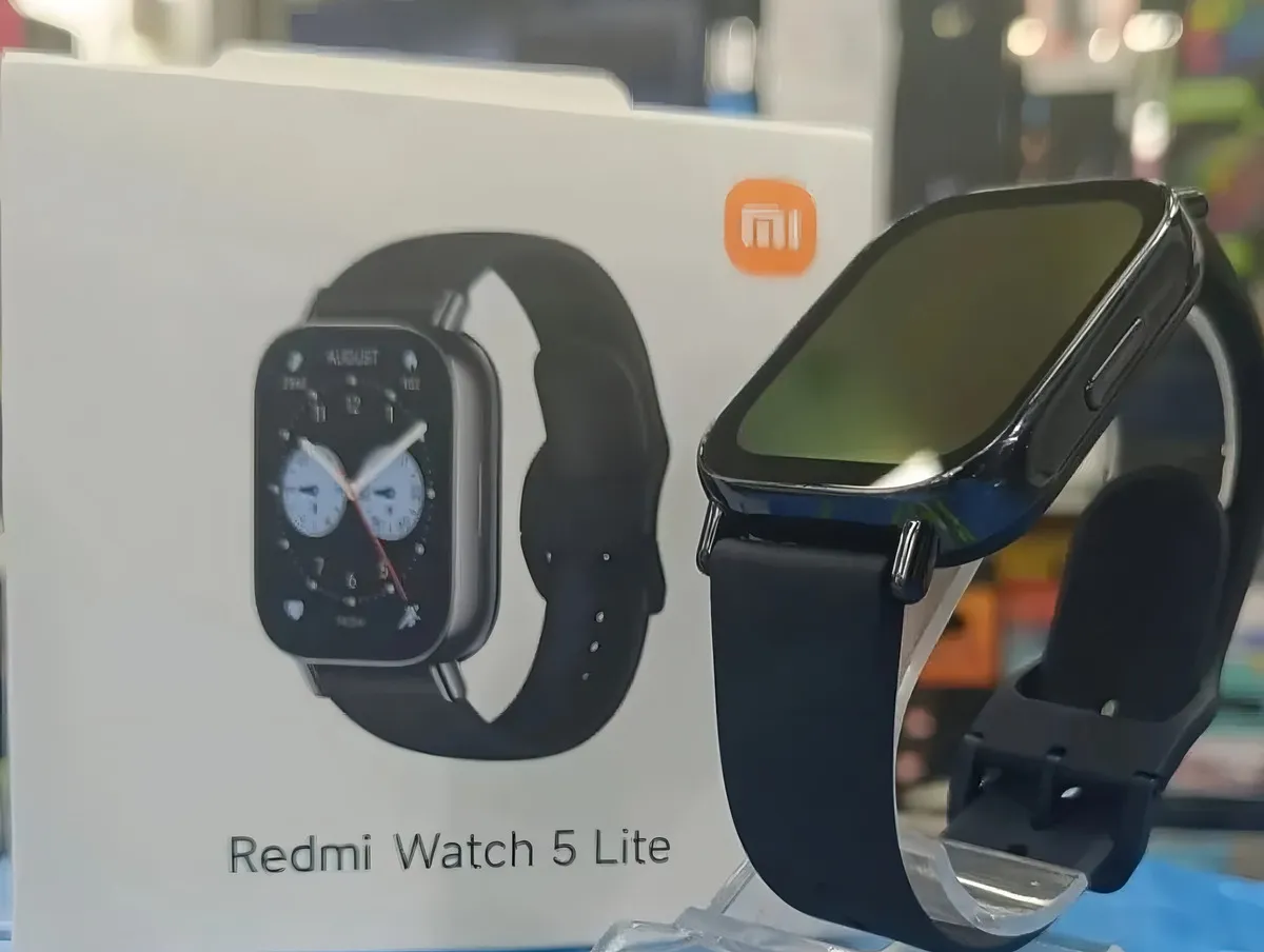 Smartwatch Xiaomi Redmi Watch 5 Lite 1.96 Preto Desenho da pulseira Milanese - Imagem 5